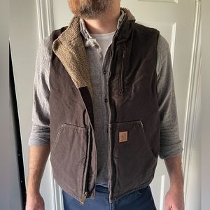 Carhartt Sherpa-lined vest, large
